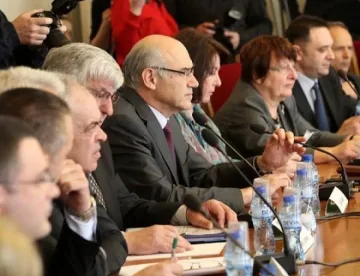 КЕВР: Цената на тока ще се повиши до 3%