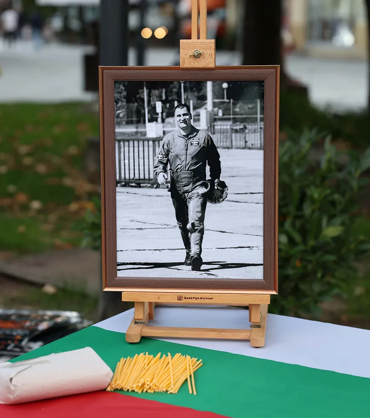 Нов живот в семейството на загиналия пилот край Граф Игнатиево