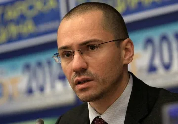 Джамбазки: Затваряме границите, ако няма солидарност