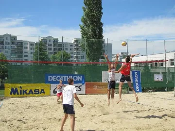 Кордев и Мечкаров спечелиха първия Beach Volley Mania