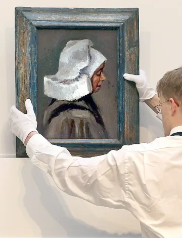 Картини носят 220% печалба