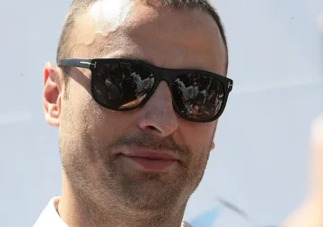 Бербатов призна: Не бях сред отличниците в училище 