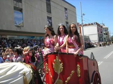 България и света се поклониха пред казанлъшката роза