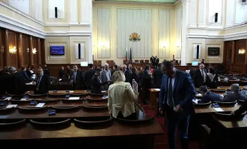 Първи бойкот на кворума в парламента