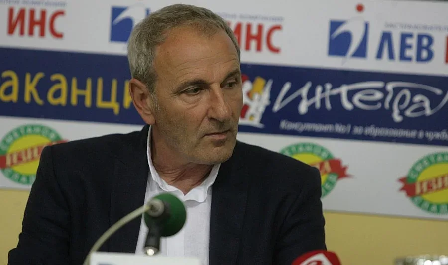 Спасов се точи за англичани в Европа