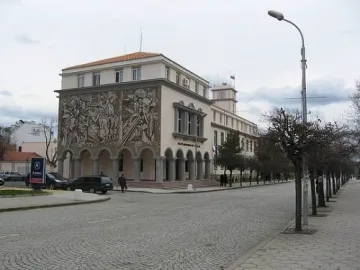 Полицаи и жандармеристи пазят реколтата в Кърджалийско 