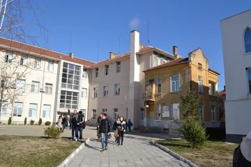 Изграждат националния център  по природо-математически науки в Казанлък