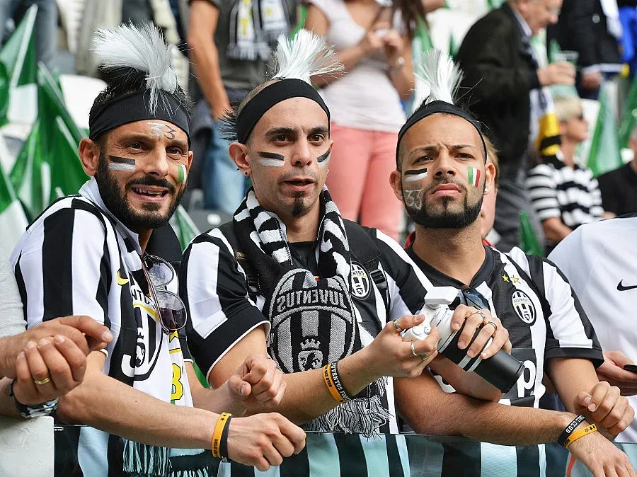 Италианците лъжат шефовете заради мачове