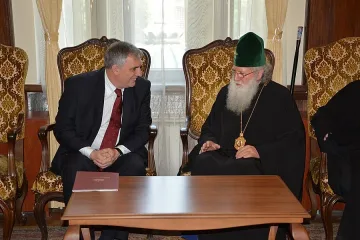 Неофит с рамо за Калфин в борбата с бедността