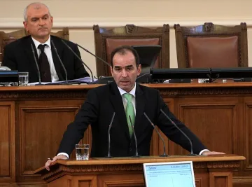 Искров обяви кога подава оставка