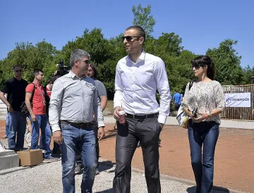 Емил Данчев: Опциите пред Бербатов са няколко