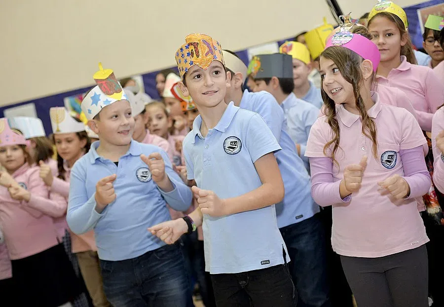 От есента и шестокласниците на целодневна занималня