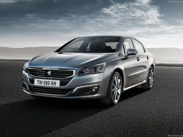 Peugeot 508 с автопилот