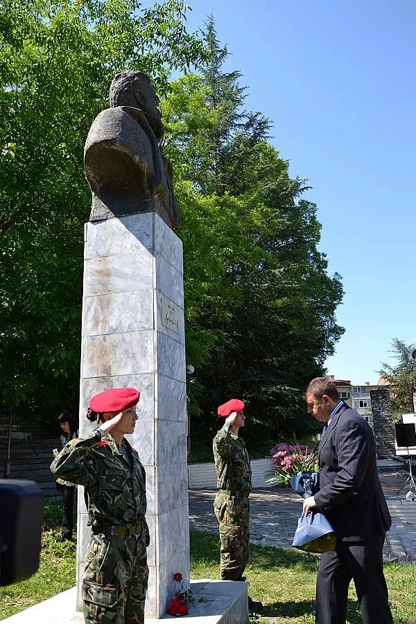 Благоевград почете Христо Ботев