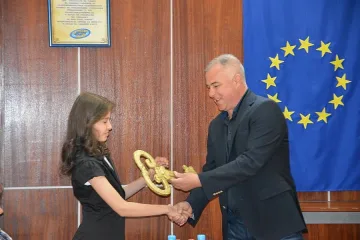 Ученици оглавиха местната власт в Симитли