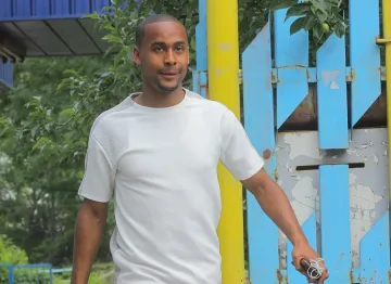 Стовариха на "Левски" сметка за 100 бона