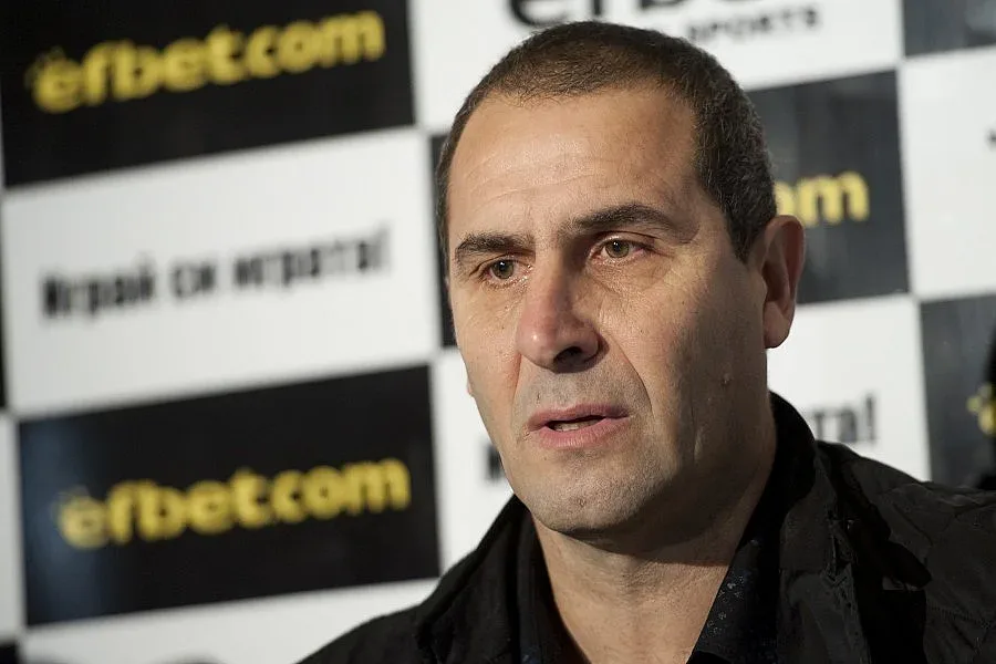 Херо подписа в Казахстан