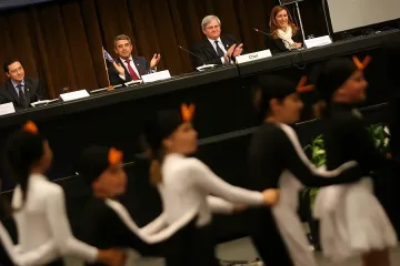 Президентът се обръща към народа за референдума 