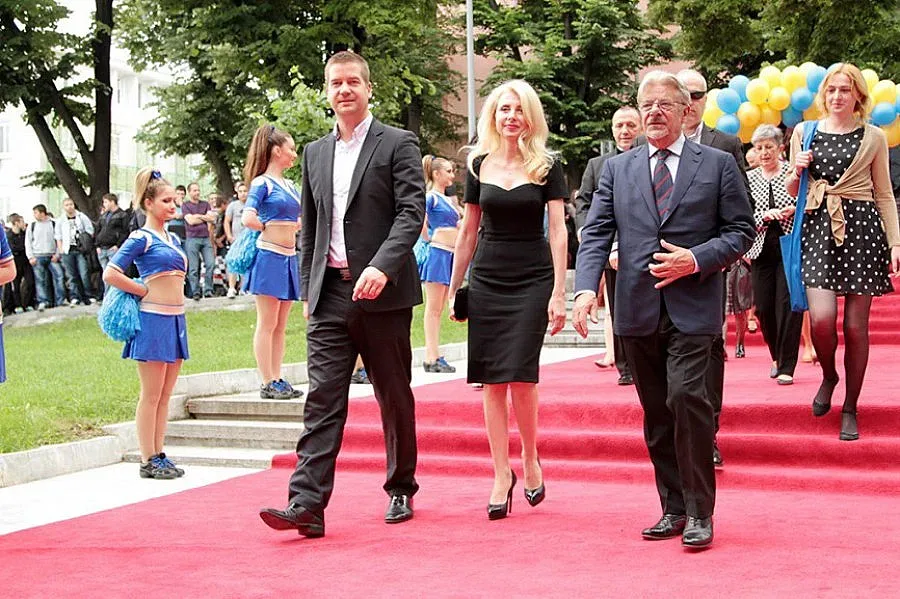 Пъстро шествие открива "Златната липа"