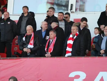 В ЦСКА си искат заплатите с писмо до шефовете