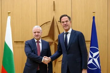 Външният ни министър се срещна с генералния секретар на НАТО