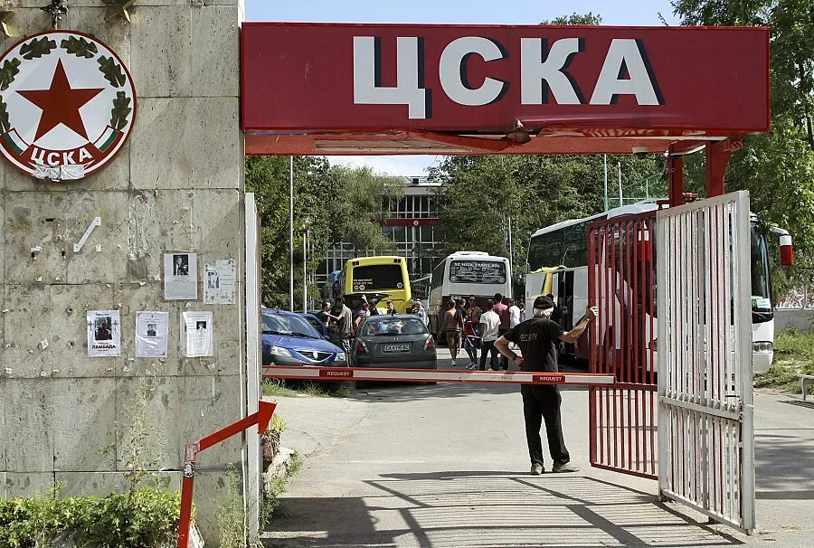 ЦСКА не плаща, предаде се