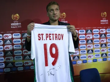 Стенли остава без шеф