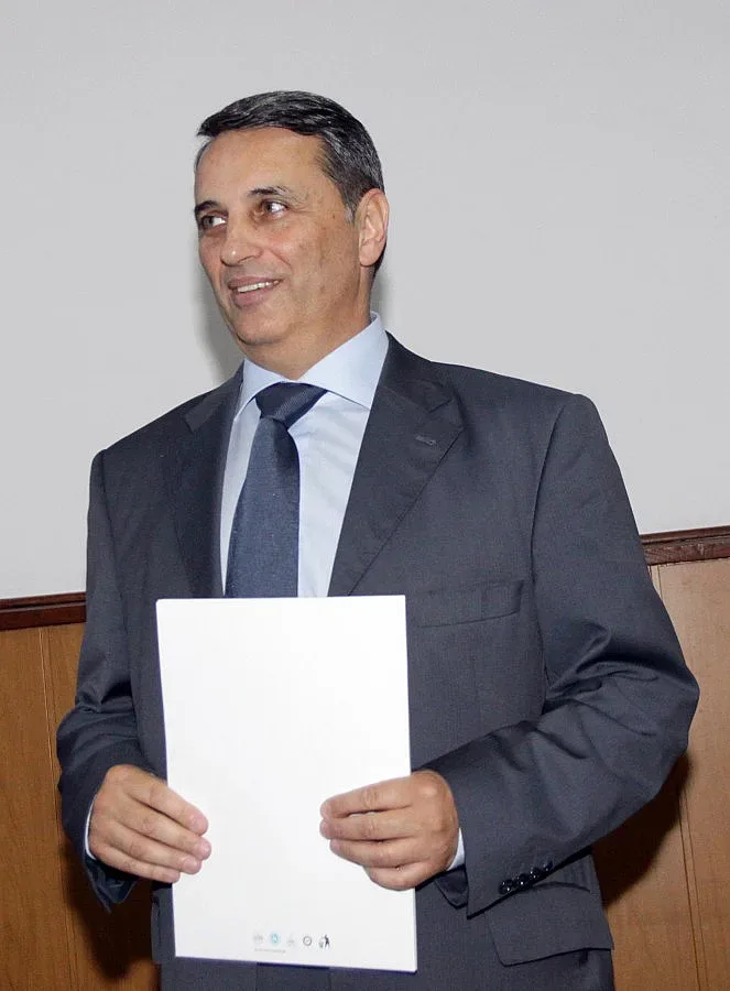 Бизнесмен благодари на министър за уволнението на Моллов