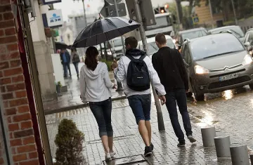 Лято през уикенда, после още бури