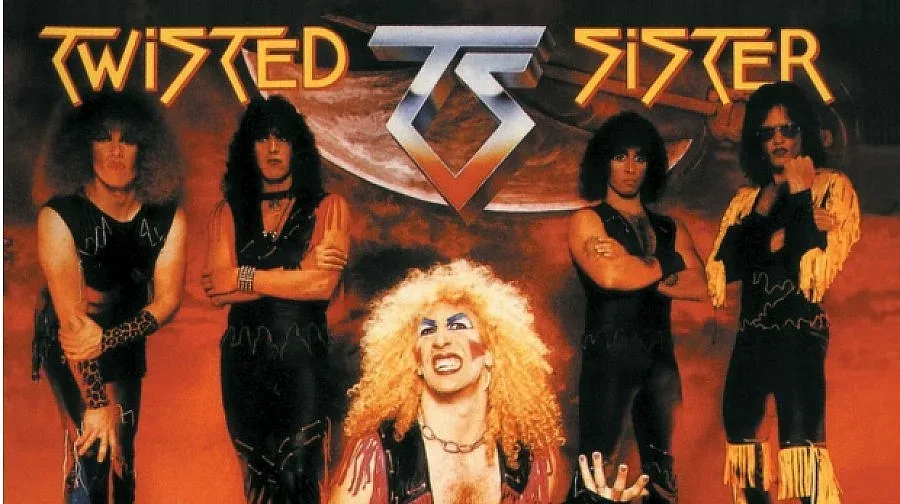 "Twisted Sister" правят йога в Каварна