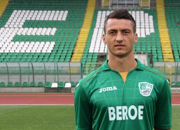 Петев извика дебютант от "Берое"