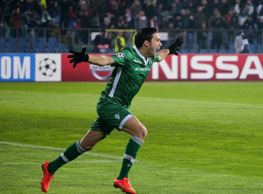 Двама казаха "чао" на "Лудогорец"