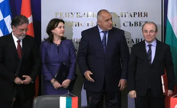 Общ фронт с Гърция и Турция за бежанците