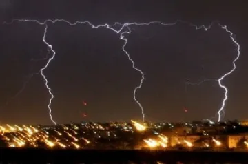 Дъжд и гръмотевици цяла седмица