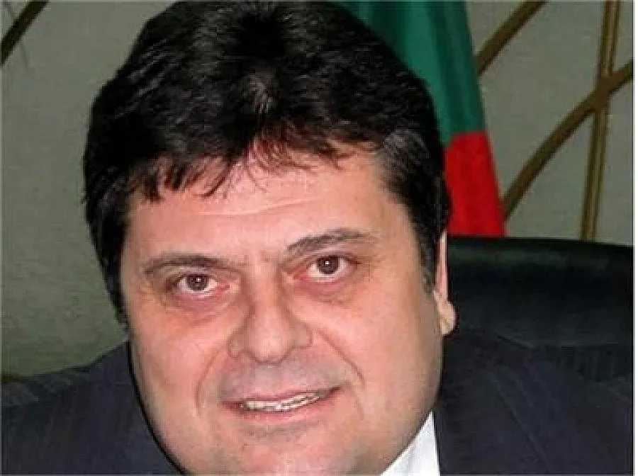 Намалиха присъдата на бившия областен управител на Разград