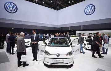 Чакат вятъра на промяната във VW