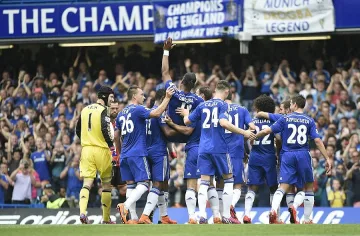 Стенли ще издава книга