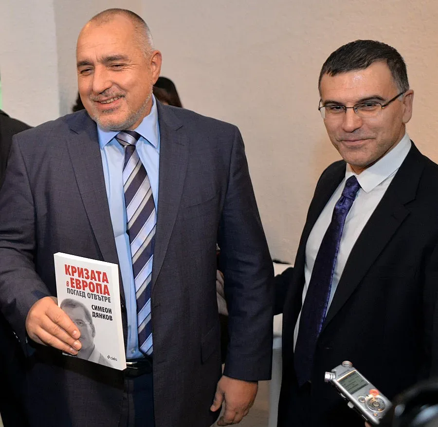 Банките ни ще издържат фалит на Гърция