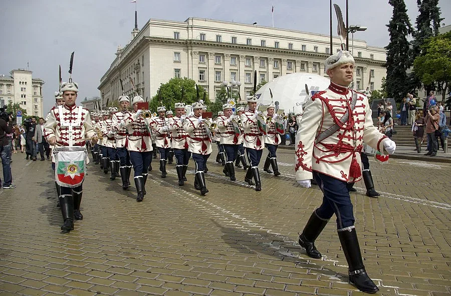 Реорганизация на движението в София заради празника