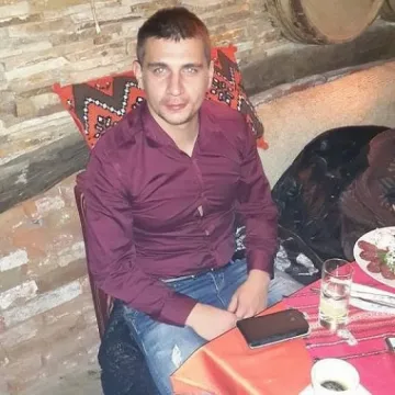 Хандбалистът се гръмнал с пистолет на ченге 