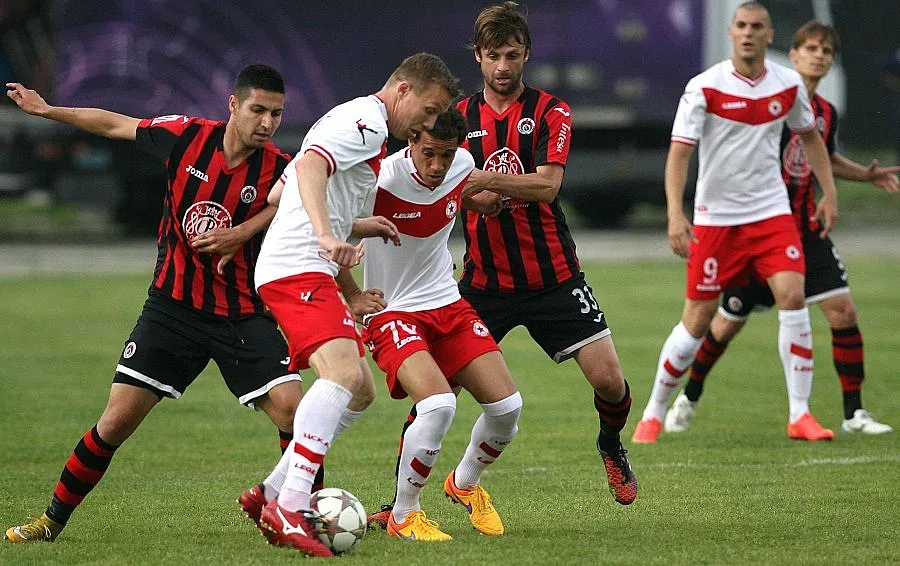 ЦСКА и Локомотив не излъчиха победител