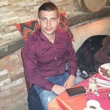 Студентът се застрелял с краден пистолет от бивш полицай