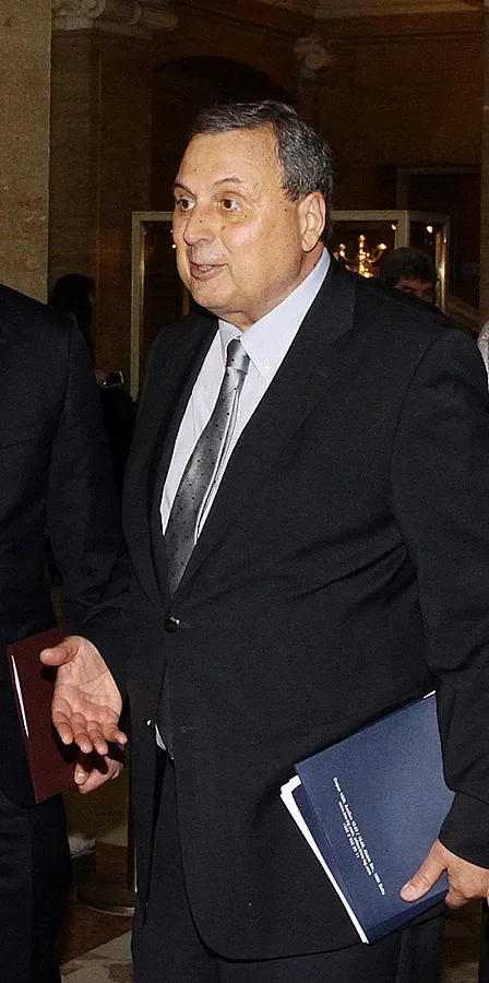 Данев: Икономиката ни се маргинализира