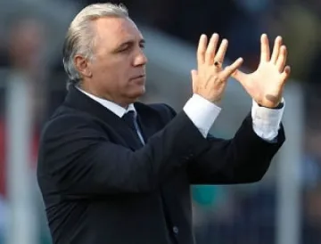 Ицо: Викам  ветерани и  бия "Реал"