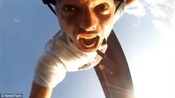 Лицето на страха - скок с бънджи (ВИДЕО)