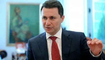 Самолетът на Груевски кацна аварийно в Цюрих