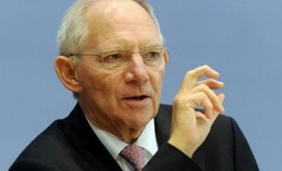 Шойбле: Този път не изключвам фалит на Гърция