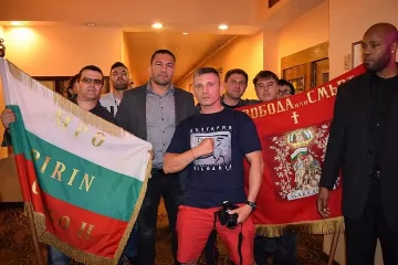 Българи посрещнаха сърдечно Кобрата в Чикаго 