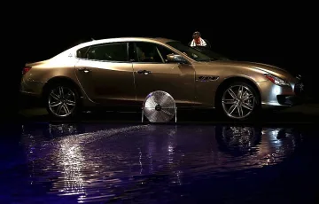 Заловиха нелегални имигранти в багажници на "Мазерати" 