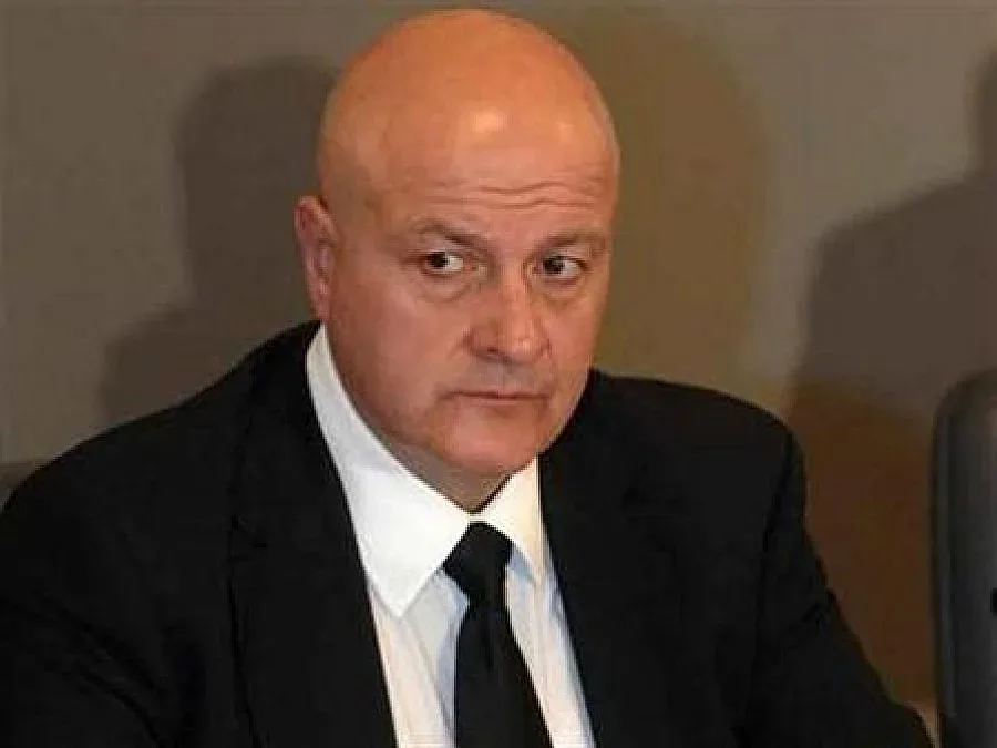 Готов съм да платя полета на Борисов до Разград